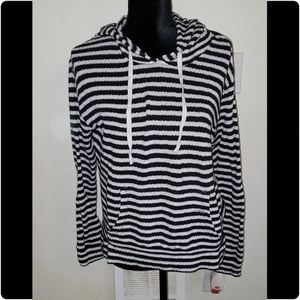 Forever 21 Black and White Hoodie